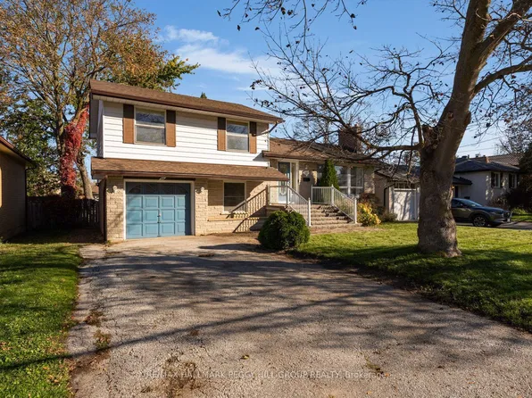 126 Steel St, Barrie, ON L4M 2G2
