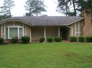 3921 Strathmore Dr, Montgomery, AL 36116