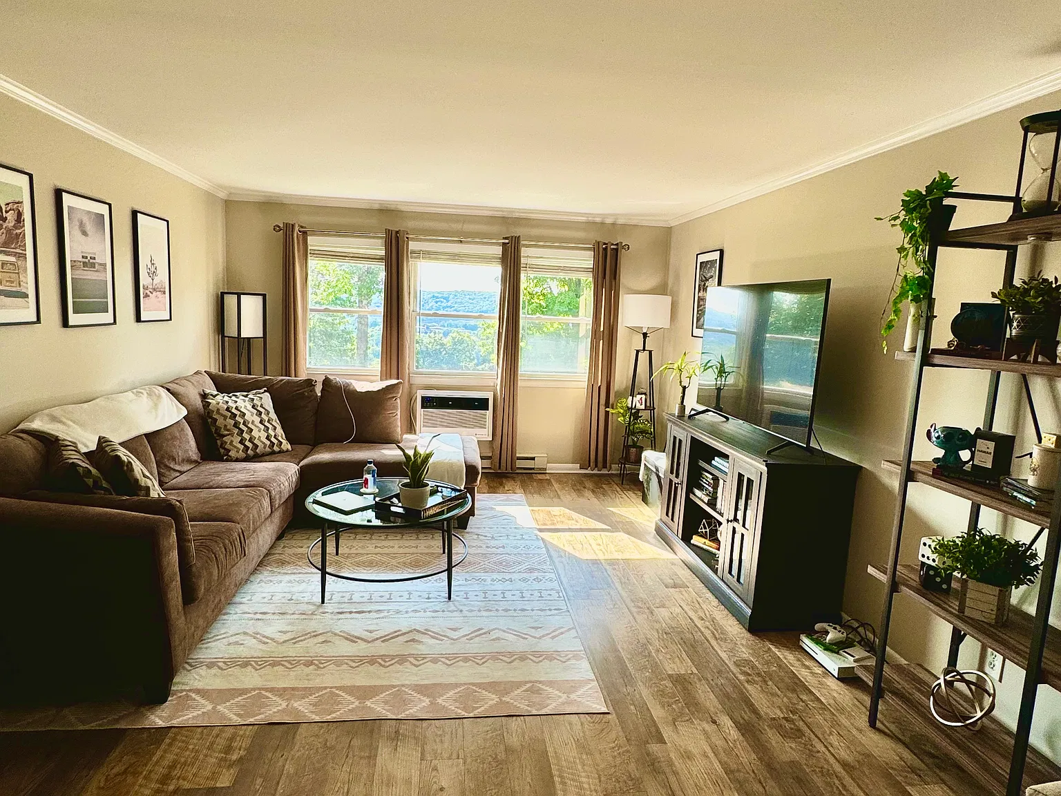 16 Fordyce Ct — Photo 2