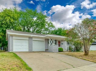 7008 Overhill Rd, Fort Worth, TX 76116