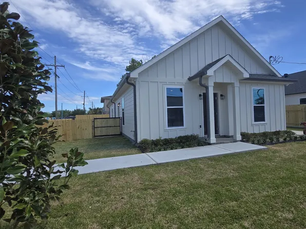 3627 Park Blvd, Chalmette, LA 70043