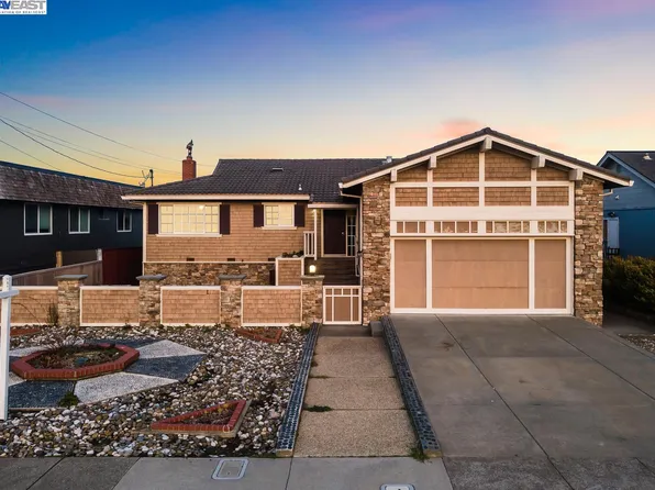 307 Golden Hind Psge, Corte Madera, CA 94925