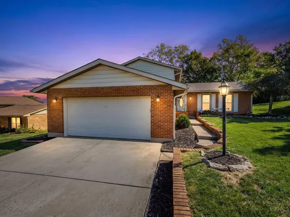 90 Mollie Dr, Hamilton, OH 45013