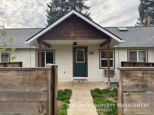 1860 Rogue River Hwy #3