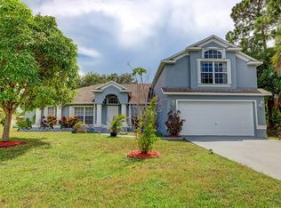 972 SW Consolata Ave, Port Saint Lucie, FL 34953