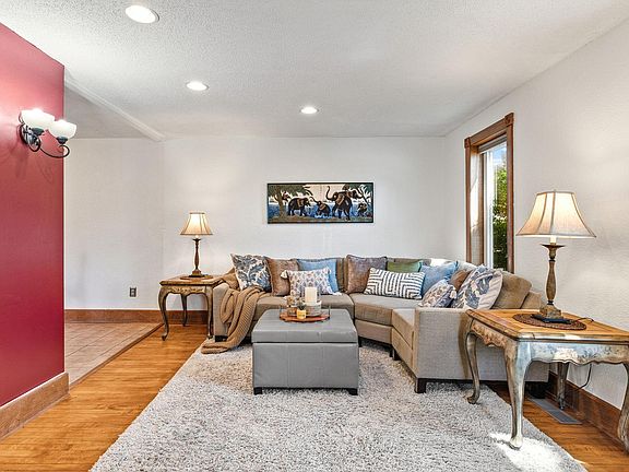 5th image of 1106 5th Ave S