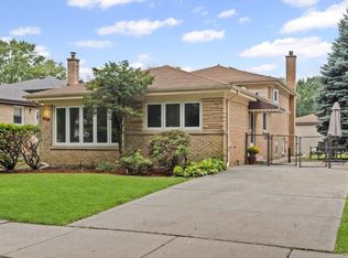8720 Karlov Ave, Skokie, IL 60076