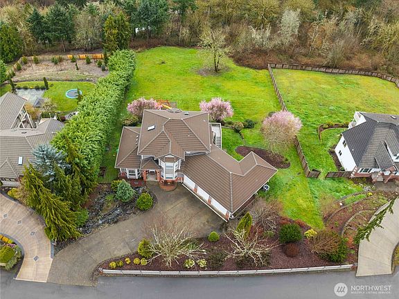 5th image of 5801 51st Avenue Ct E