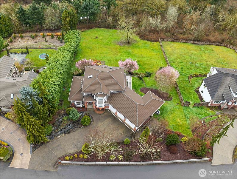 5th image of 5801 51st Avenue Ct E