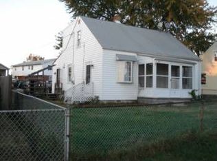 21 Ridgemoor Rd, Baltimore, MD 21221