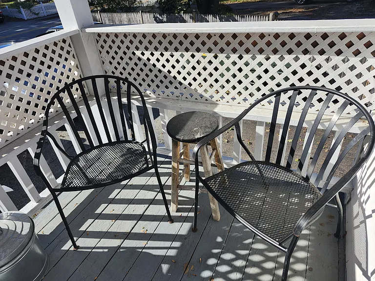 Oak St — Photo 24