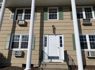 15 Pilgrim Trl #B2, Woodbury, CT 06798