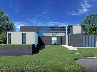 5 Saint Regis Ct, East Hampton, NY 11937