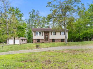 798 Edmonds Rd, Galax, VA 24333