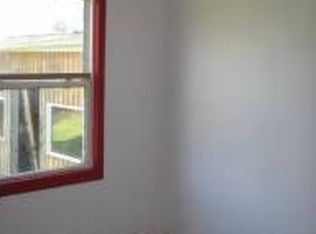 585 College Dr NW, Salem, OR 97304