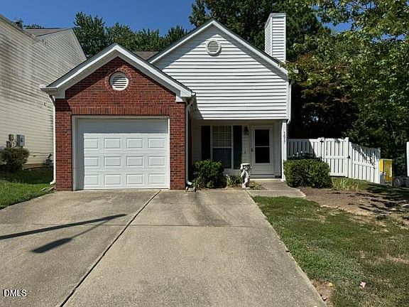 4th image of 1617 Beacon Valley Dr