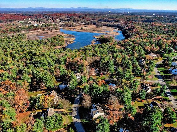 2nd image of 46 Lehland Dr