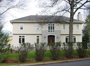 366 County Rd, Demarest, NJ 07627