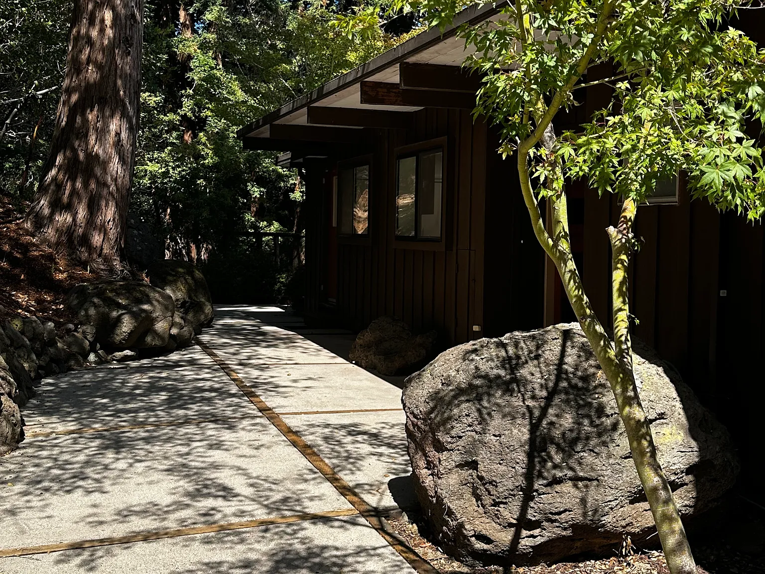 4 bed, 2540 sqft, $10,500 — Photo 3