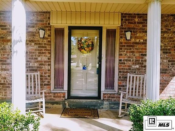 3rd image of 9120 Beechwood Dr