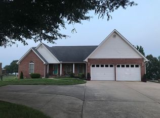 80 Lakeside Estates Rd, Springville, TN 38256