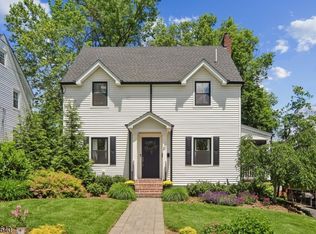 21 Evergreen Pl, Maplewood Twp., NJ 07040