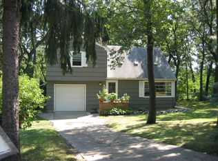 2541 Burnham Rd, Minneapolis, MN 55416