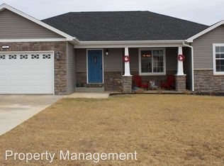 110 Greythorn Ct, St. Robert, MO 65584