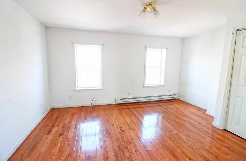 1st image of 3143 Richmond St Floor 3