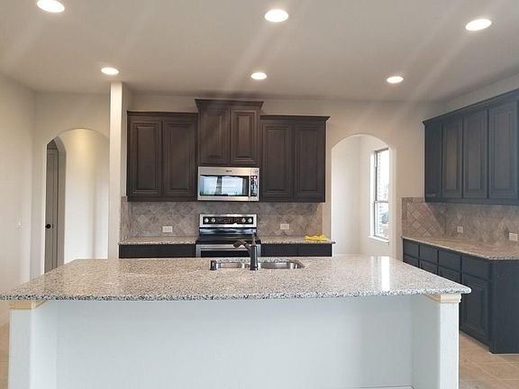 4th image of 5204 Pentridge Dr