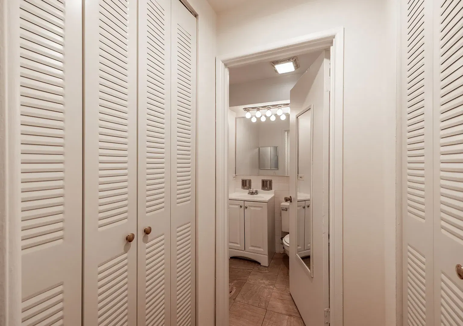 Studio, $1,495 — Photo 4