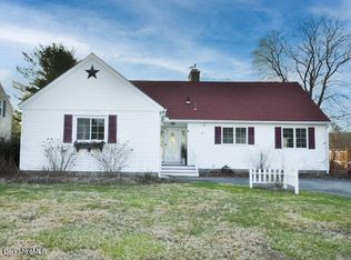 28 Eleanor Rd, Pittsfield, MA 01201