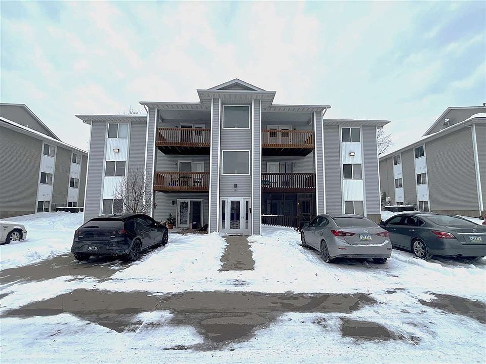 1st image of 560 Augusta Cir APT 10