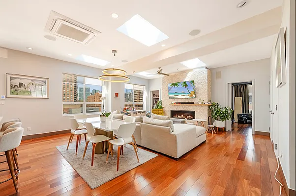 Sold by Alta Real Estate | media 12