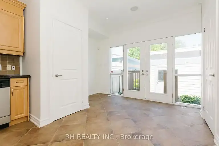 1820 Lake Shore Blvd E #1A — Photo 7