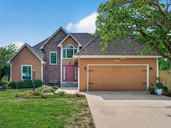 3831 SW Friar Rd, Topeka, KS 66610