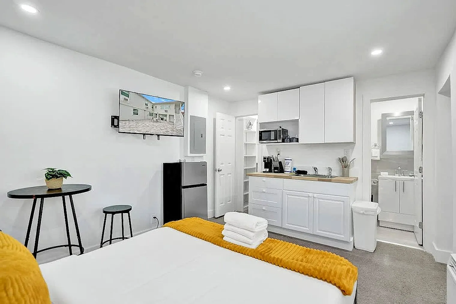 Studio, 1.0 bath, 613 sqft, $2,401 — Photo 4