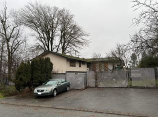 10310 140th St, Surrey, BC V3T 4X9