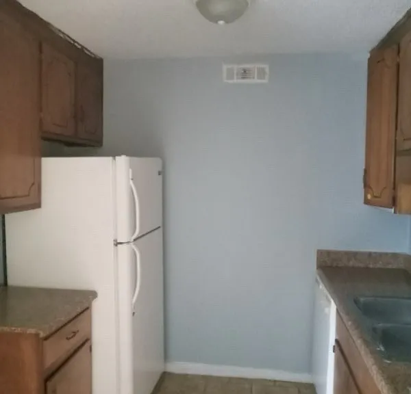 209 Apache Dr #15 — Photo 11