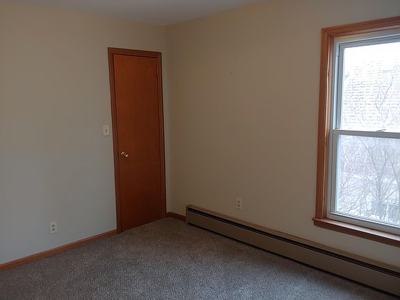 5th image of 414 2nd North St #2