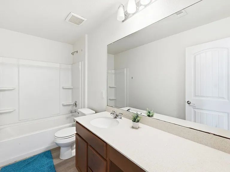 112 W Point Way — Photo 7