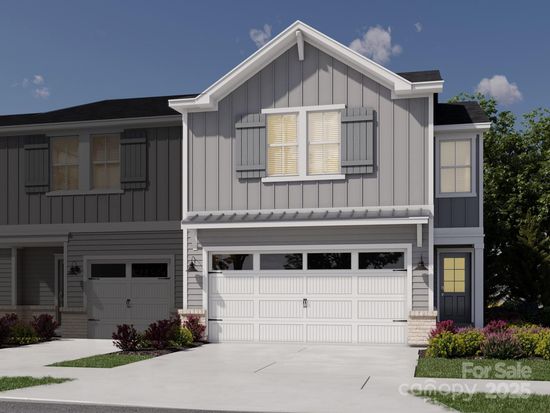 290 Tiger Lily Dr, Fort Mill, SC 29708