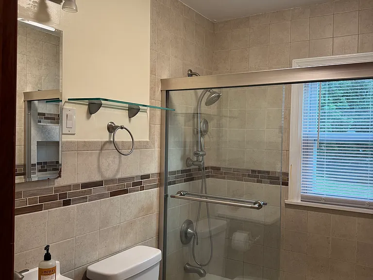243 Donaldson Ave — Photo 9