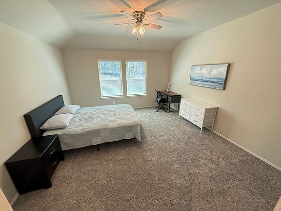 3rd image of 40320 Blossom Valley Ln