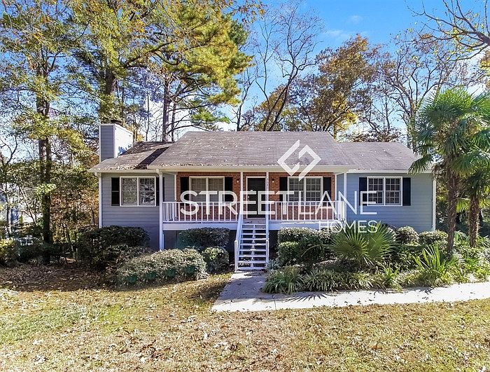 1st image of 3680 Heatherwood Dr NE
