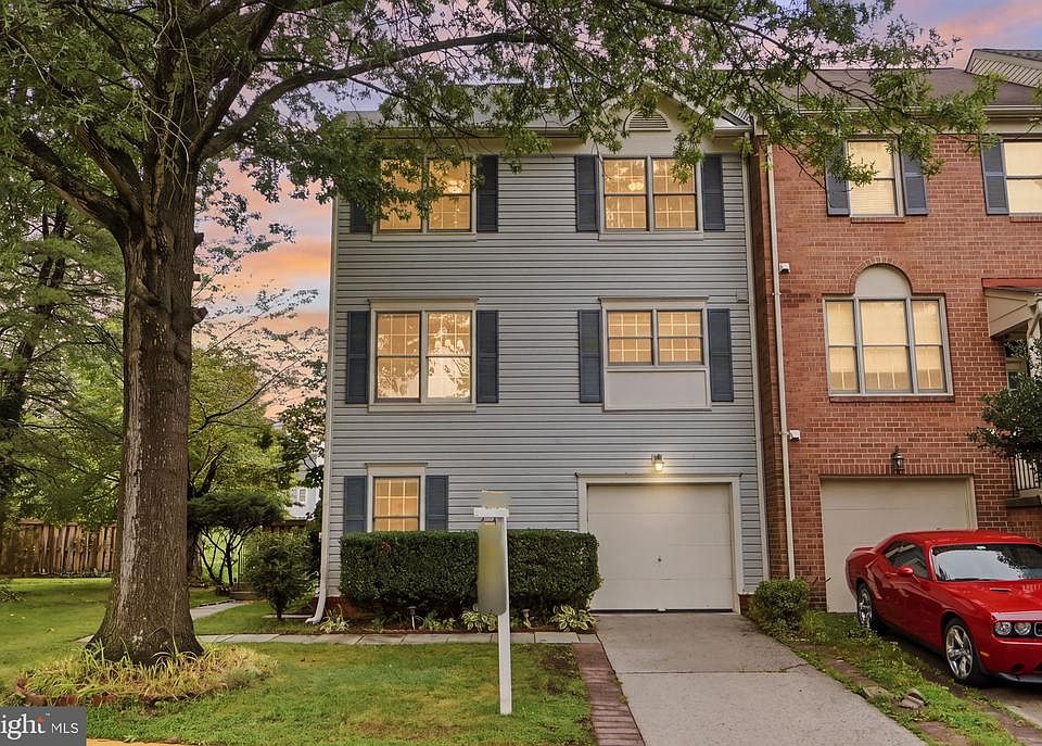 1st image of 8715 Delcris Dr