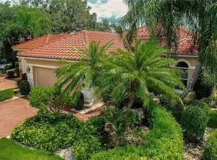 1057 Fountain Run, Naples, FL 34119
