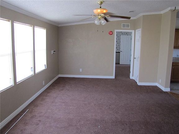 4th image of 6720 Shady Hill Cir