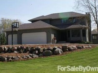 458 Kane St, Fall River, WI 53932