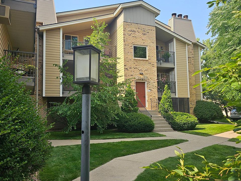 1st image of 2240 Ridge Dr APT 33